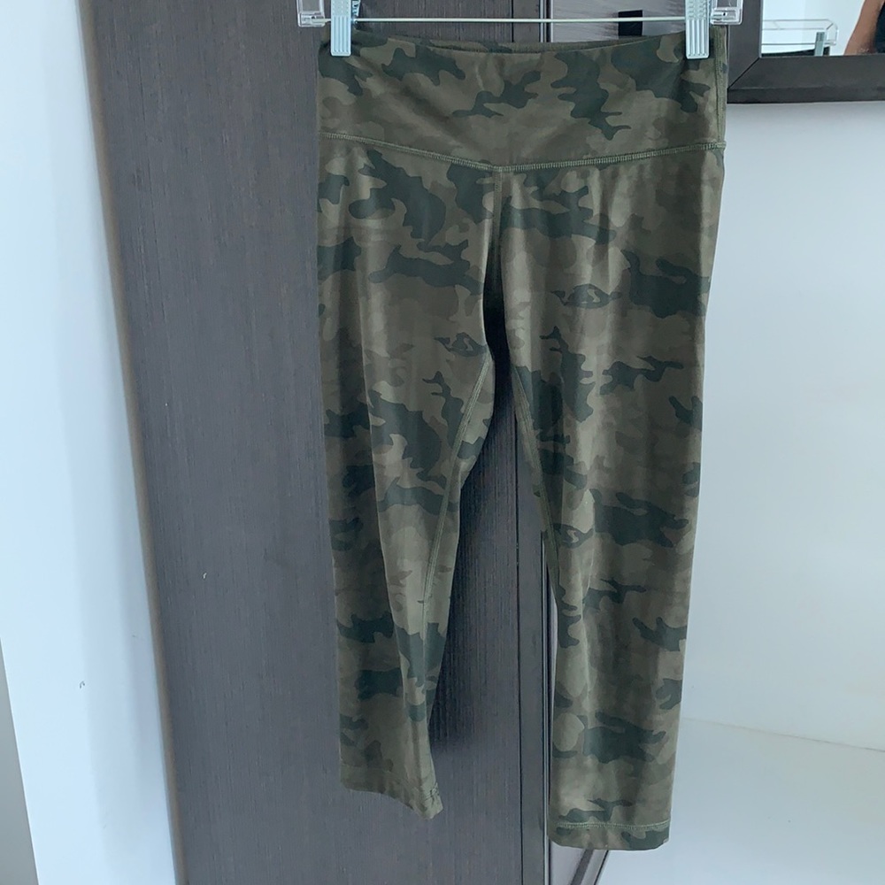 Lululemon, green camp, size 4